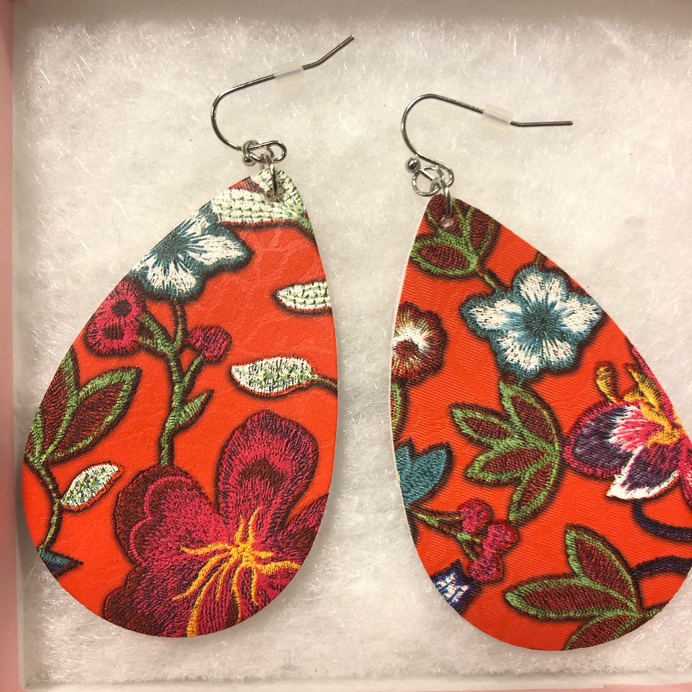 NEW FLORAL TEARDROP FABRIC EARRINGS